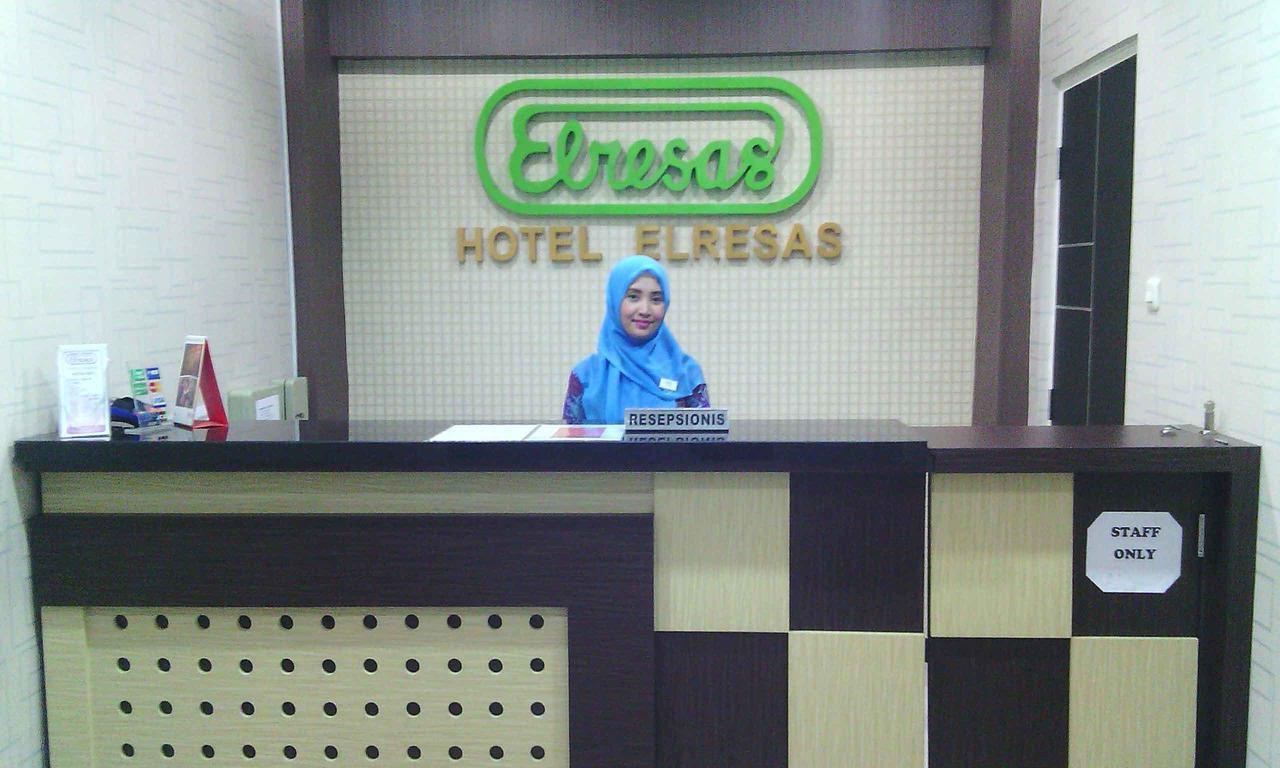 Hotel Elresas Lamongan Bagian luar foto